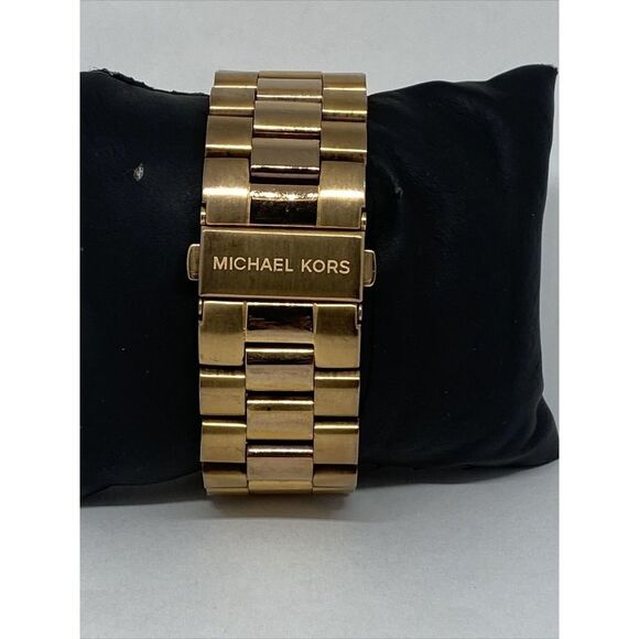 Michael Kors Runway MK8096 Womens Stainless Steel Analog Dial Quartz Watch MP816 - Picture 6 of 12